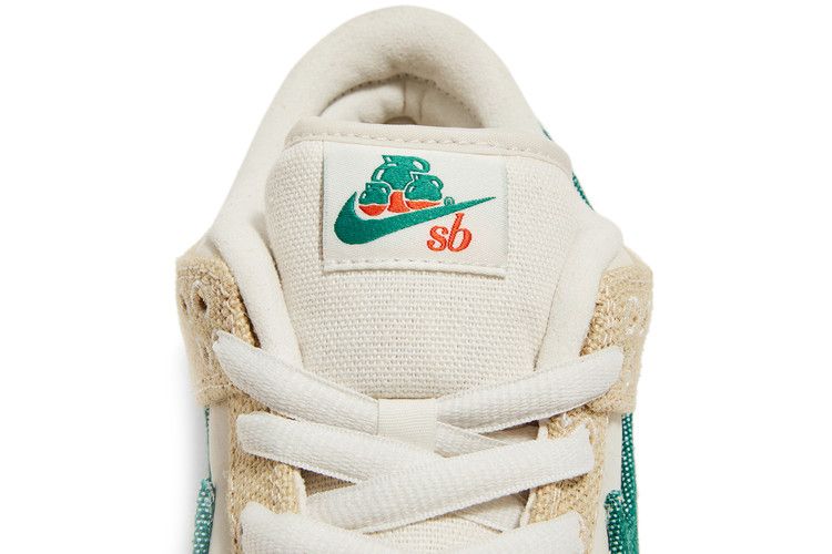 Jarritos x Nike Dunk Low SB
