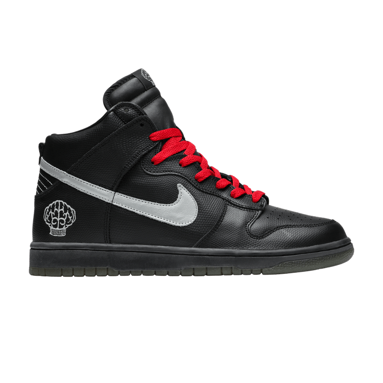 Pharrell x Nike Dunk High