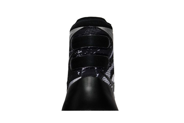 Nike Hyperdunk 2015 Premium — White/Metallic Silver-Black