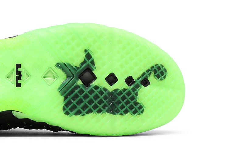 Nike LeBron 18 'Dunkman'