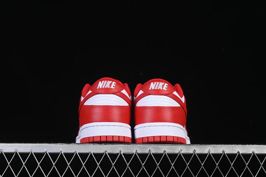 Nike SB Dunk Low "Red White"