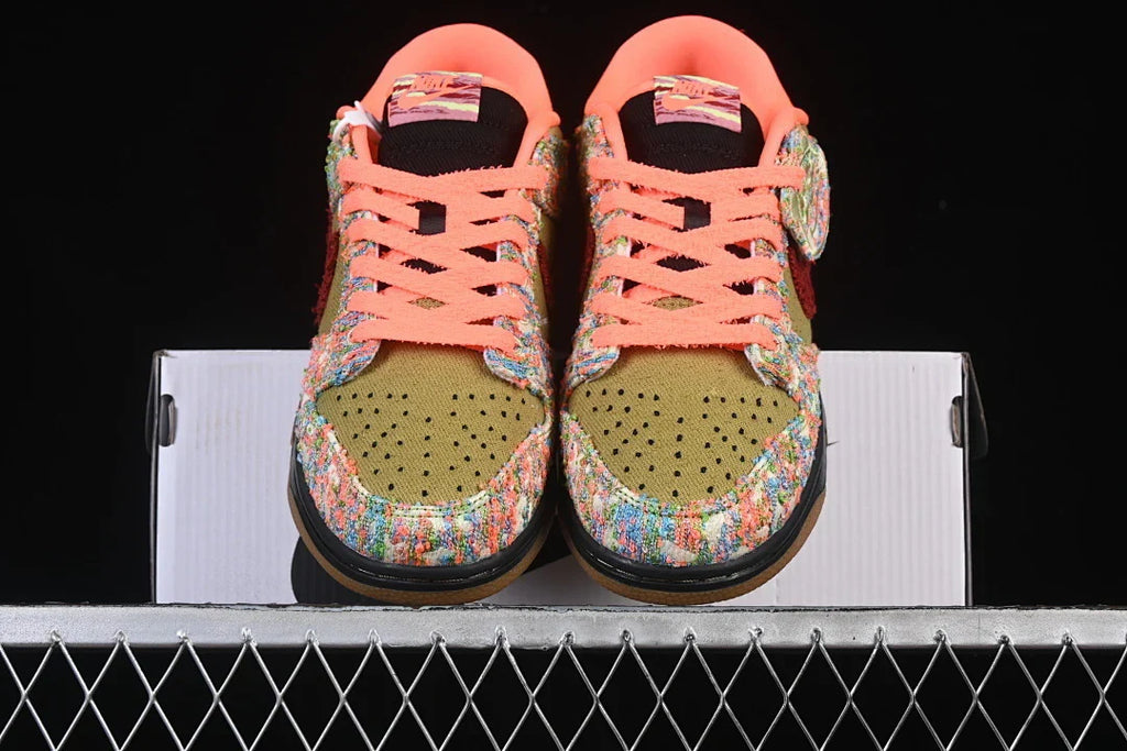 Nike SB Dunk Low "Panda-monium"